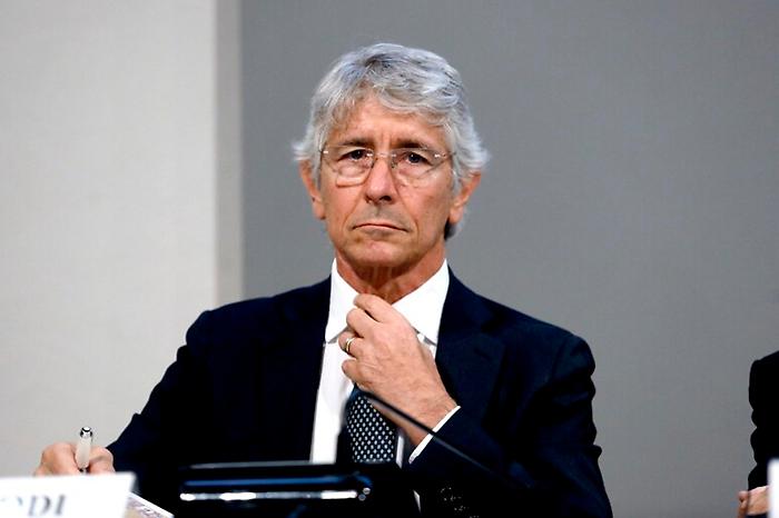 0773e605f10069639f5bd7a63d20a326