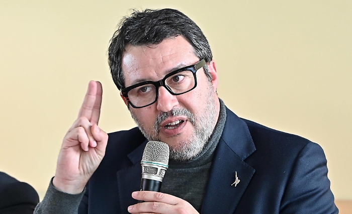 1743604802_bce25dc3a5feb96ae3f4