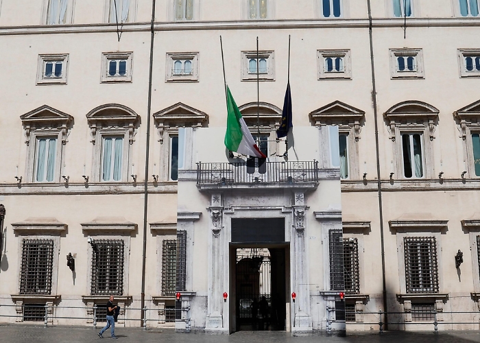 1745318748_aa4717a62bcee2f08522