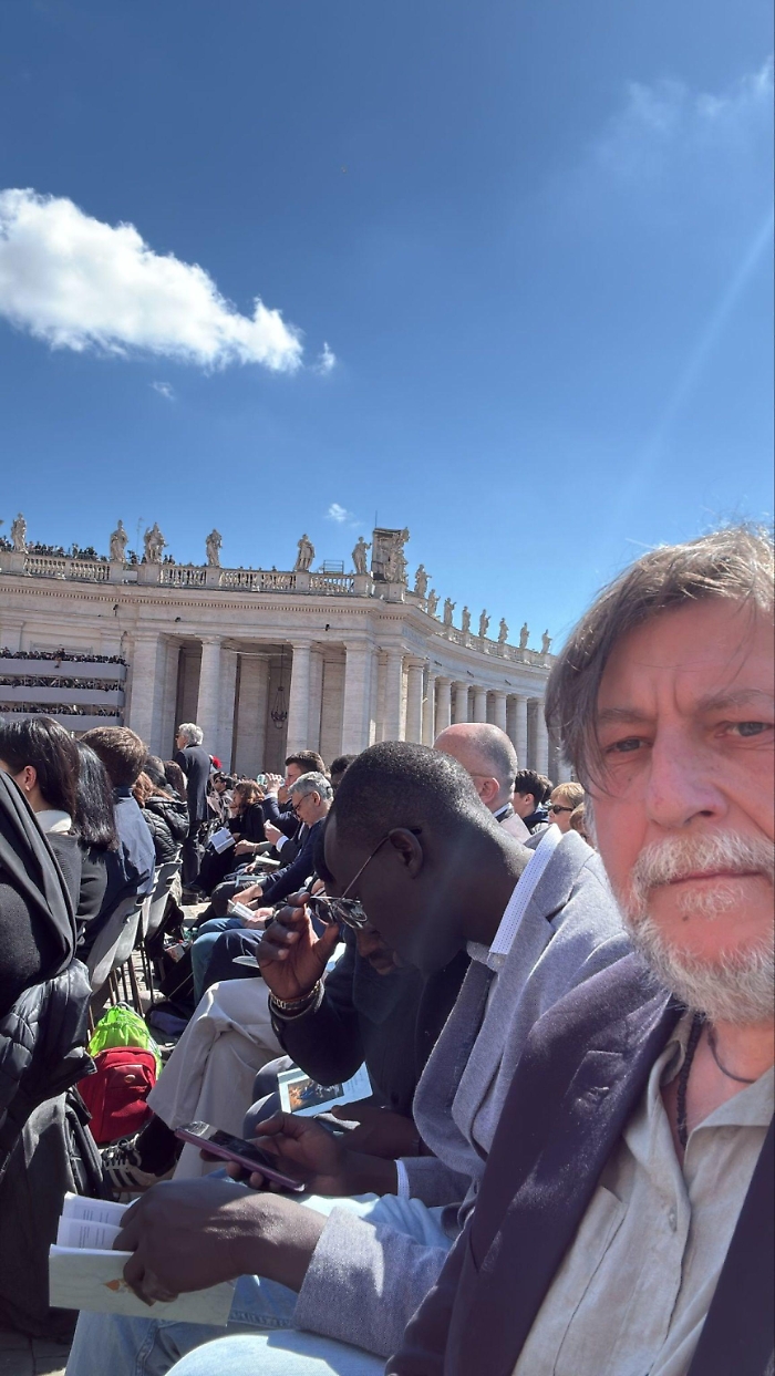 1745659237_a2fb2ecfd6b1bc936e15