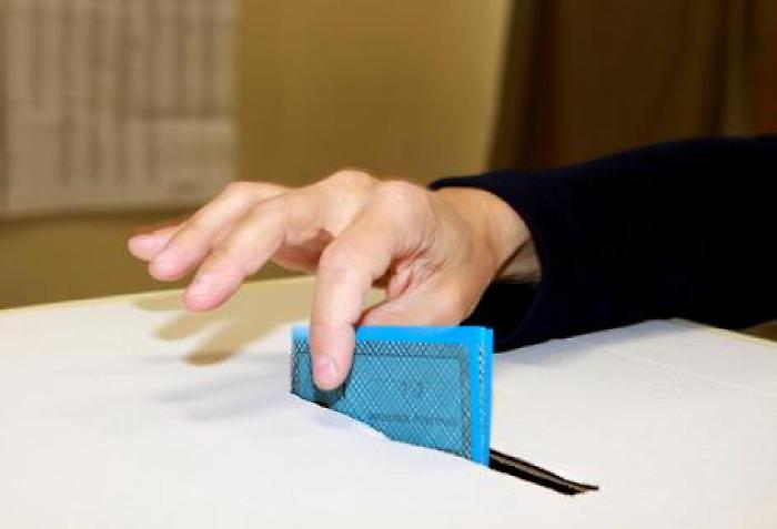 1745734202_50af7684d55f126b42a5