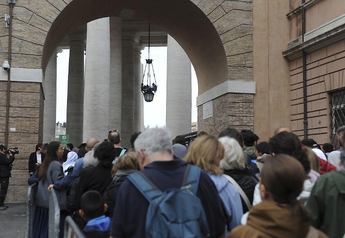 1745738102_75ba91688d2c3fba18ac