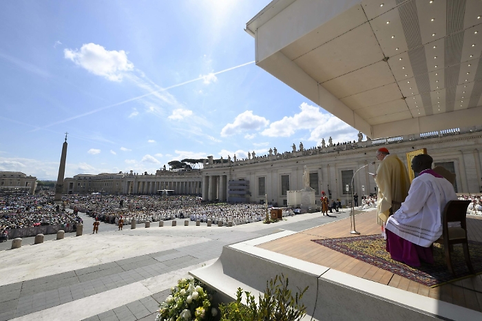 1745760302_1a08068813d1633c9396