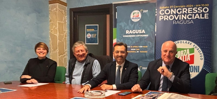 L'incontro di ieri nella sede di Forza Italia a Ragusa