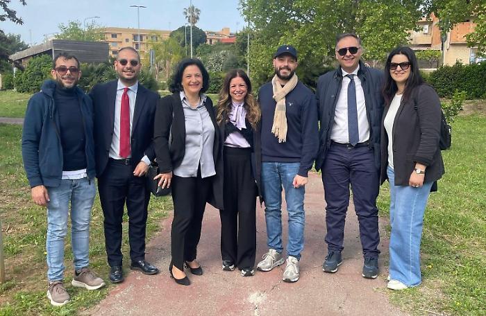 piantumazione alberi - i fratelli Guastella - sindaco Schembari - assessori Alfano - Cubisino - Di Trapani