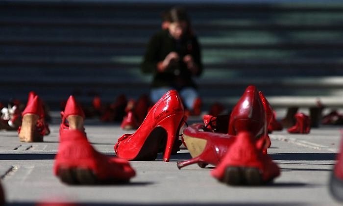 FEMMINICIDIO: TELEFONO ROSA, RAGGIUNTA QUOTA 100 IN 2013