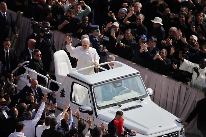 1747555502_bc6fe45e4e6508ac6d8c