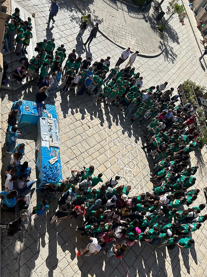 67f8c0dd-f1d6-4bdb-8908-031b3d564715