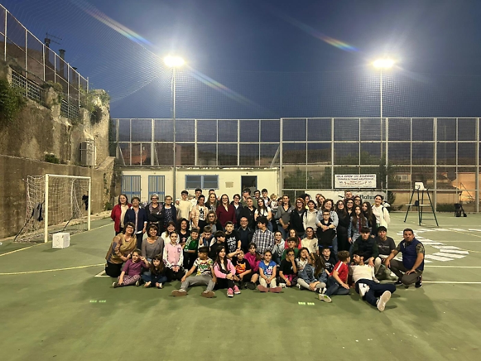 La comunità nel campetto di Santa Maria La Nova