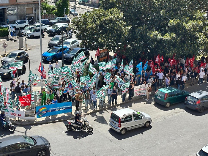 Protesta Sanità privata 22 maggio Palermo altra foto