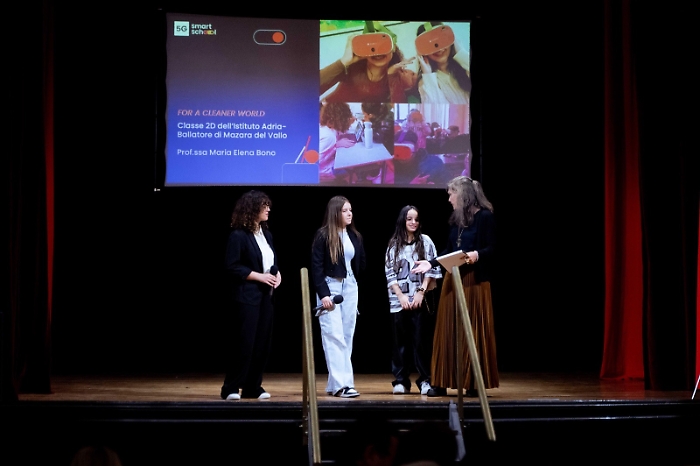 progetto educativo 5G Smart School