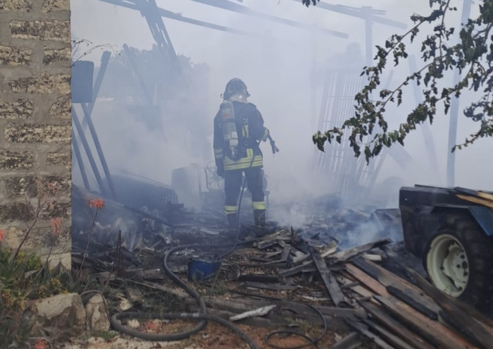 Vigili fuoco Deserto 1