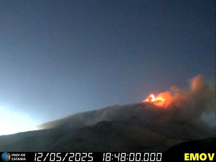 Etna, eruzione