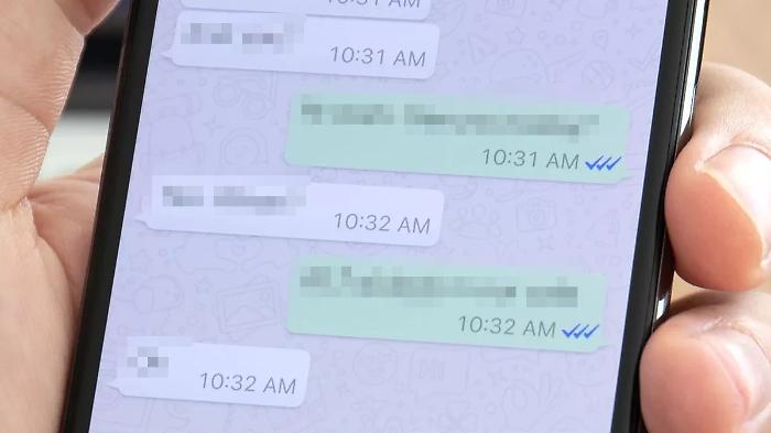 WhatsApp-e-la-terza-spunta-blu-Depositphotos_331509212_XL