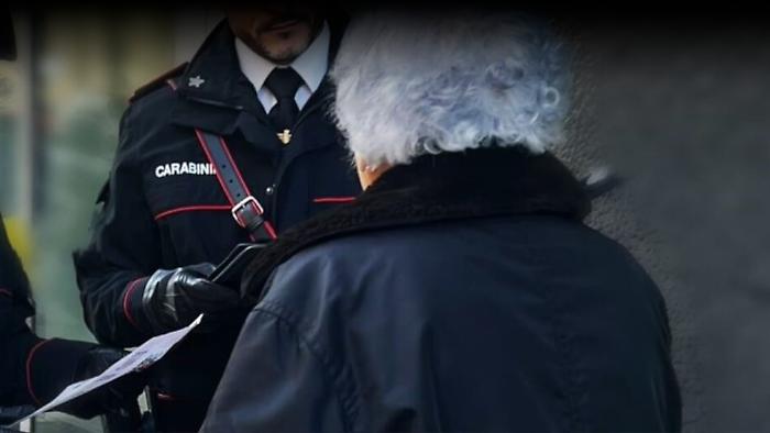 anziana_carabiniere
