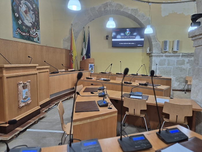 favara aula consiliare