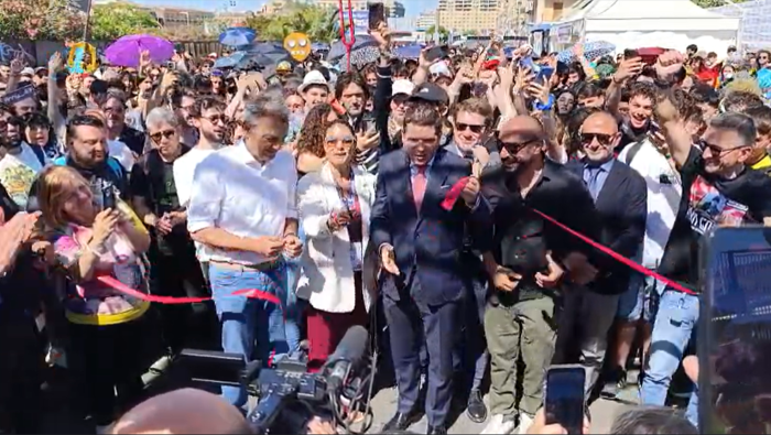 taglio nastro Etna Comics