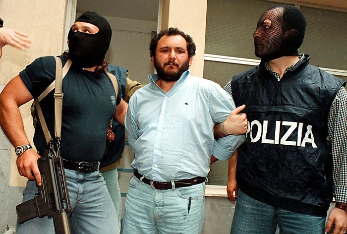 Brusca e il piano dei Corleonesi per spodestare Santapaola dal trono di Catania