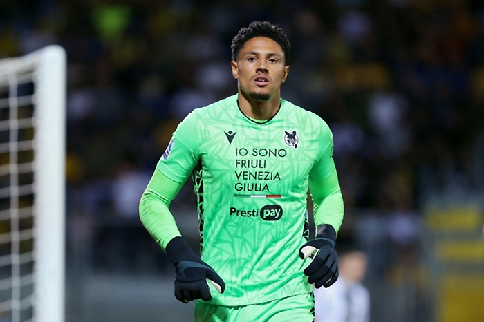 Accordo tra Okoye e uno scommettitore per farsi ammonire apposta: indagato il portiere dell'Udinese