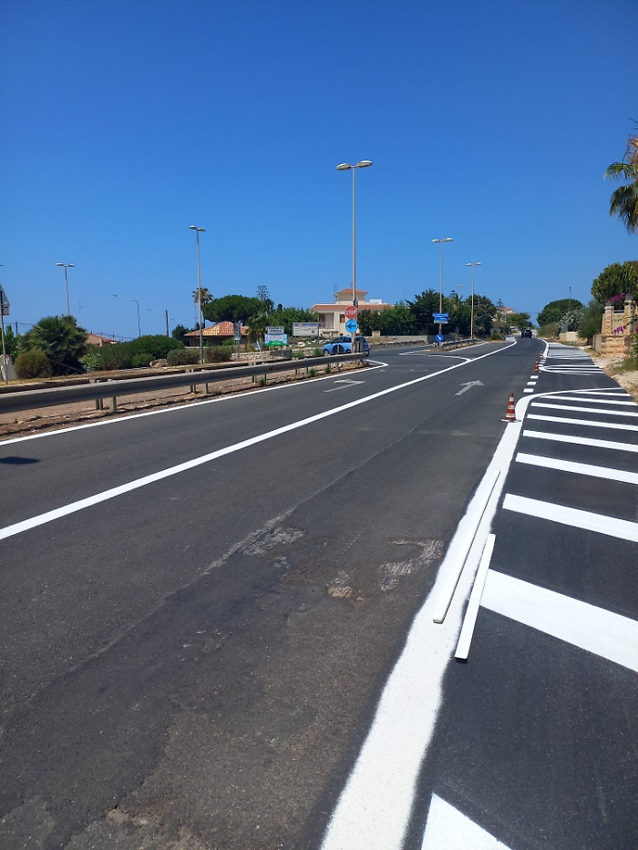 Marina di Modica, lavori di rifacimento e miglioramento della segnaletica orizzontale sulla Sp 66