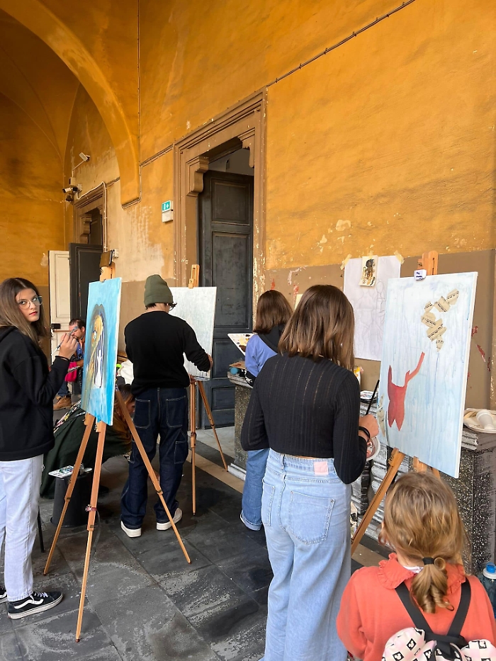 &ldquo;La donna l&rsquo;arte dell&rsquo;Amore&rdquo;: l&rsquo;estemporanea di pittura delle Acli Catania apre le porte alla creativit&agrave;