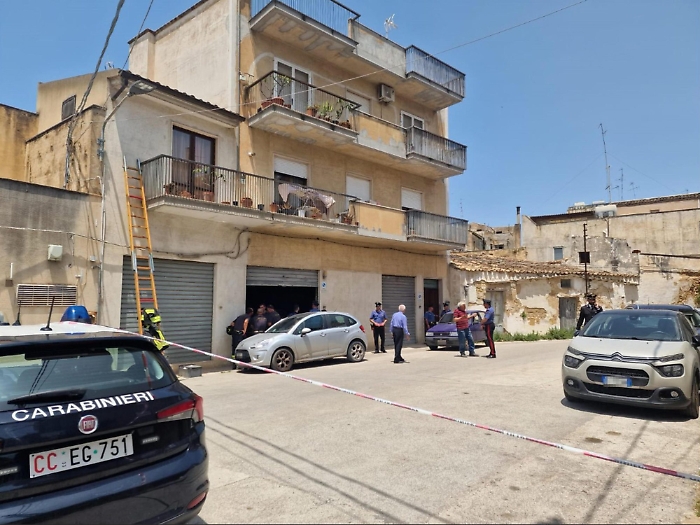 Omicidio-suicidio Castelvetrano, legale dei parenti: &laquo;Niente video ai funerali&raquo;