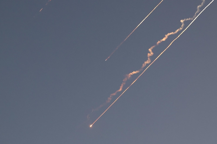 Attacchi iraniani su Israele, 3 morti e 80 feriti