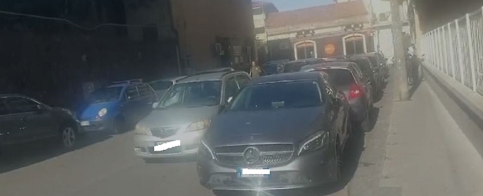 Catania: bolgia viaria in via Quartararo