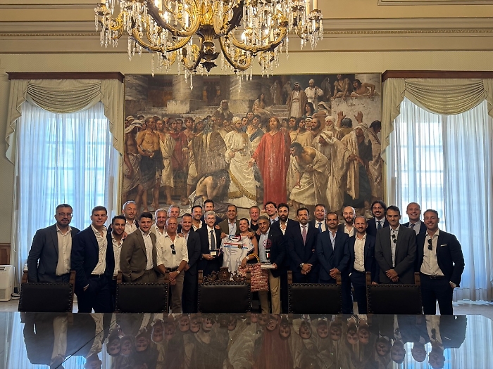 La squadra di calcio dell&rsquo;Odcec etneo laureatasi campione d&rsquo;Italia ha incontrato il sindaco di Catania Enrico Trantino&nbsp;