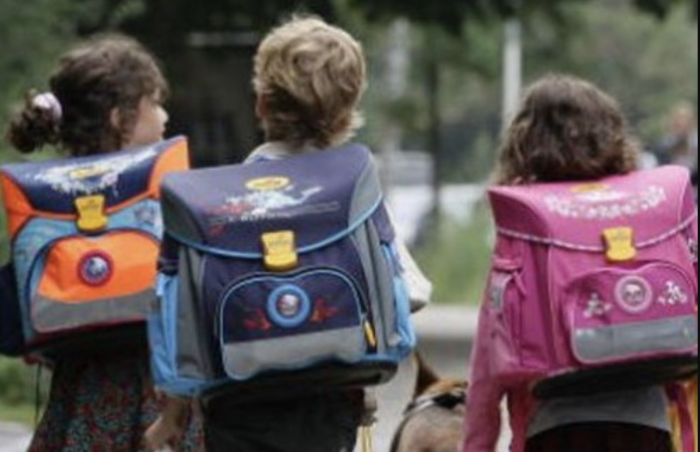 Modica, tenta di adescare una ragazzina durante il Grest estivo