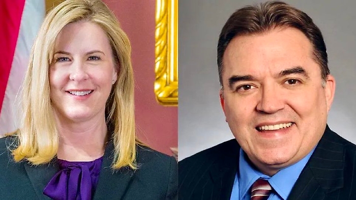 Minnesota, uccisi la deputata democratica Melissa Hortman e il marito: caccia al killer travestito da poliziotto