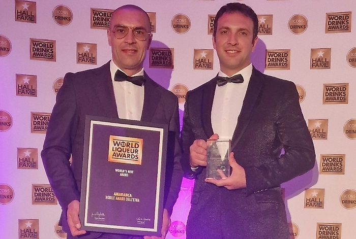 Oscar degli amari, il migliore al mondo &egrave; siciliano: premiato a Londra l&rsquo;etneo Amaranca