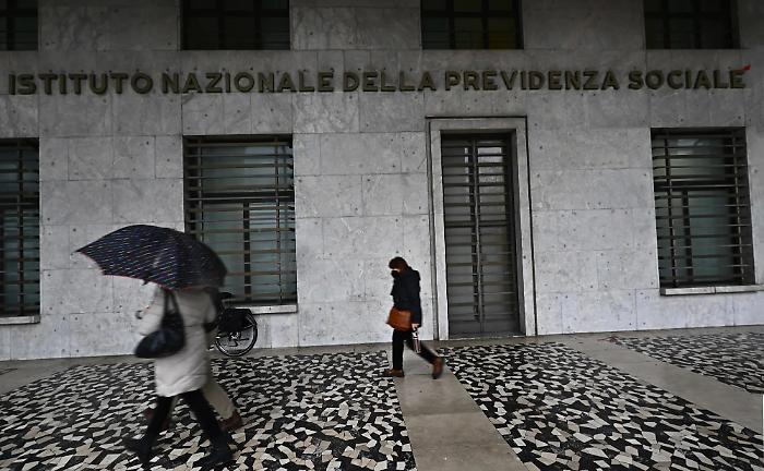 &laquo;Avranno solo pensioni minime&raquo;: allarme del comitato Inps per migliaia di lavoratori delle P.A.