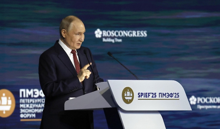 La "regola" di Putin sull'Ucraina: &laquo;Dove c'&egrave; il piede di un soldato russo, quello &egrave; nostro&raquo;