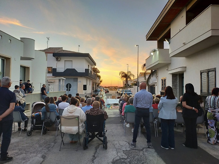 Comiso e le sante messe nei quartieri