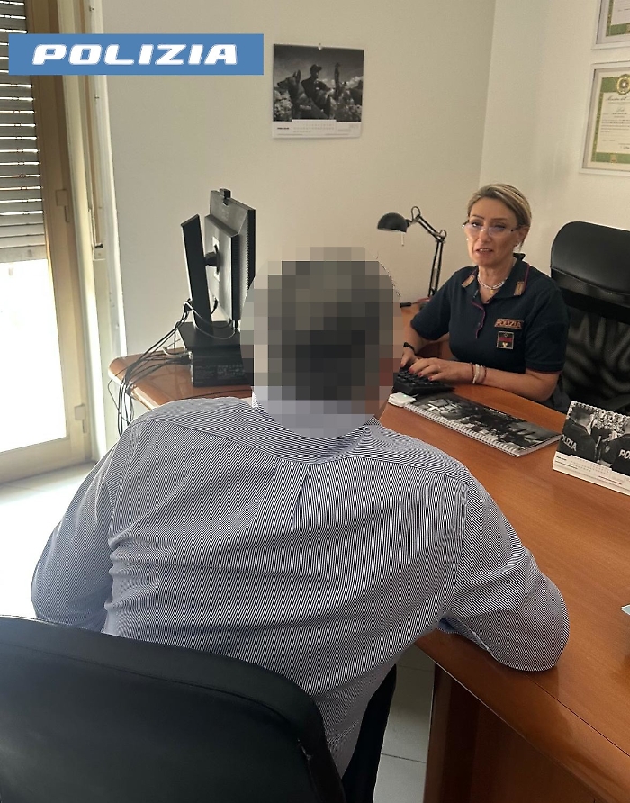 Truffe assicurative ad anziani, catanese raggirato permette alla polizia di denunciare due napoletane