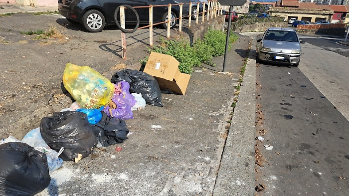 Le domande di un utente che paga le tasse all'amministrazione comunale di Catania