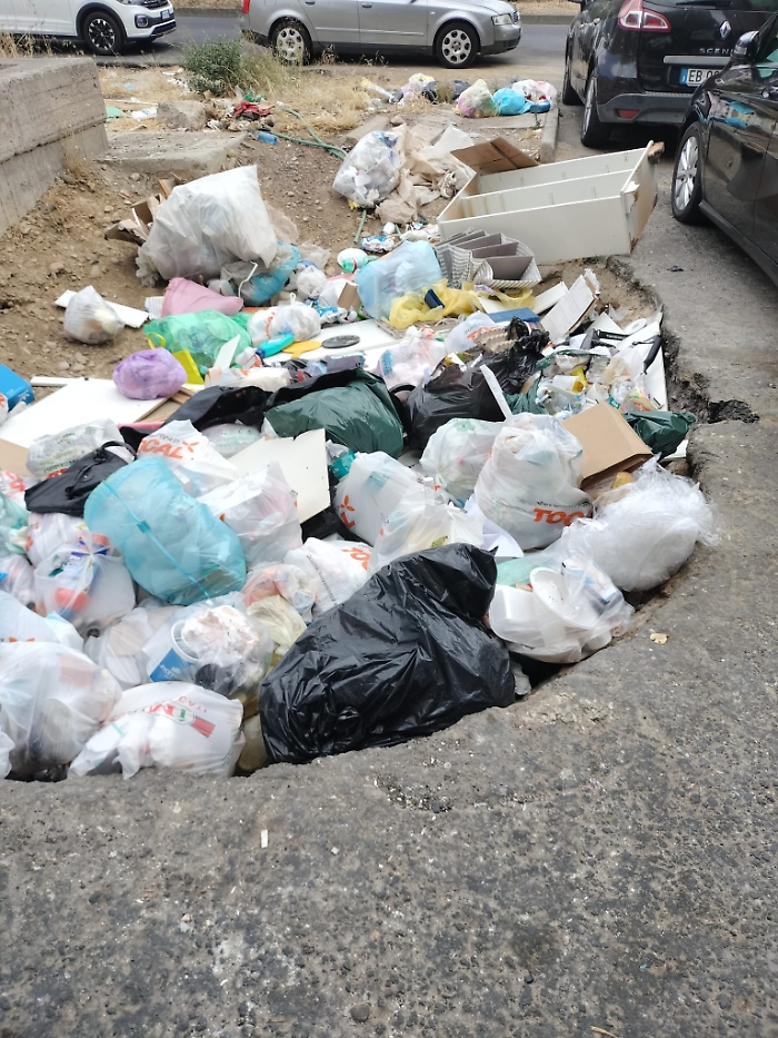 Librino: &laquo;Oltre alla porta della bellezza esistono tanti pericoli che hanno priorit&agrave;&raquo;