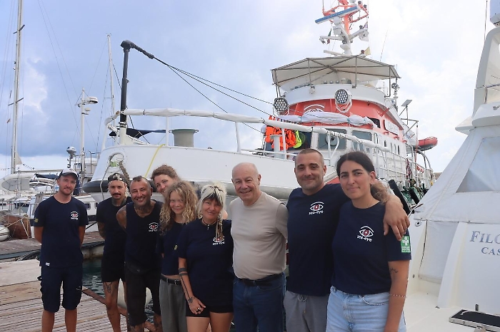 Pozzallo, il sindaco in visita alla Ong Sea Eye 5 e al suo equipaggio