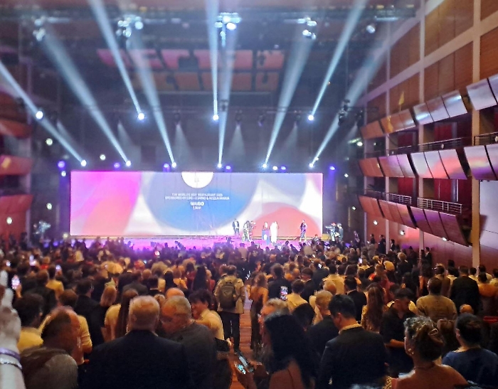 "Maido" di Lima vince 50 Best Restaurant. Ecco chi sono i 5 italiani tra i migliori al mondo