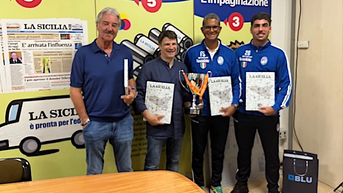 La Domusbet.tv Catania ospite in redazione con la Coppa Campioni del beach soccer: &laquo;E a settembre in citt&agrave; il mondiale per club&raquo;