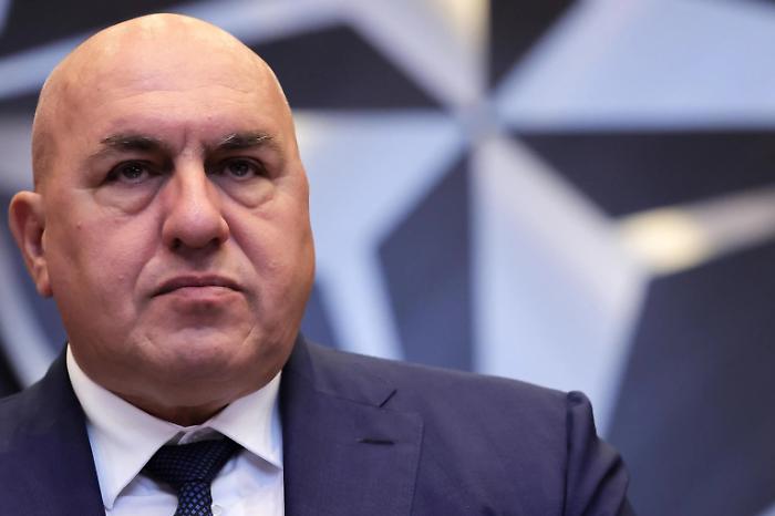 Il ministro Crosetto: &laquo;Tutti i militari italiani presenti in Iraq, Kuwait e Qatar sono al sicuro&raquo;