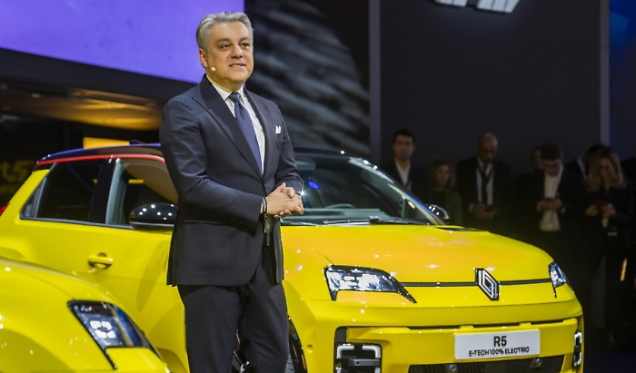 Luca De Meo lascia dopo 5 anni la guida di Renault e il mondo dell'auto: sar&agrave; Ceo del colosso del lusso Kering