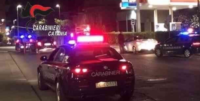 Esce di casa per "fare quattro passi" ma era ai domiciliari: arrestato nel Catanese