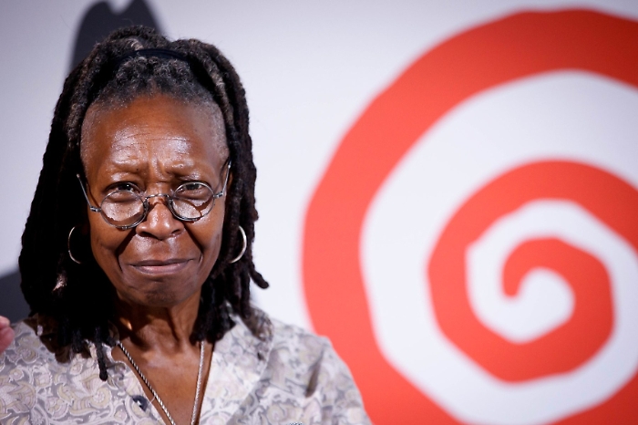 Whoopi Goldberg premiata a Taobuk: &laquo;Ecco perch&eacute; per noi artisti non esistono confini&raquo;