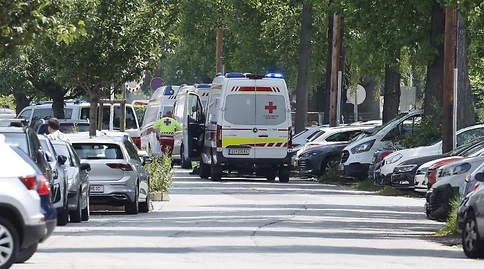 Ex studente fa una strage in una scuola a Graz sparando all'impazzata: almeno 10 morti e 28 feriti, l'assalitore si &egrave; suicidato