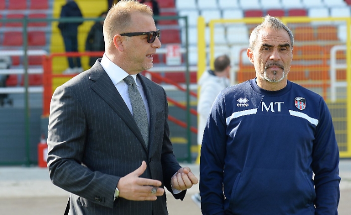 Mimmo Toscano resta sulla panchina del Catania: arriva la conferma della societ&agrave;