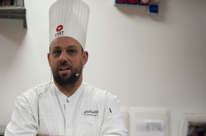 Le foglie da t&egrave; di Mario Messina a Bassano del Grappa: l'omaggio ad un padre e ad una Sicilia mai dimenticata