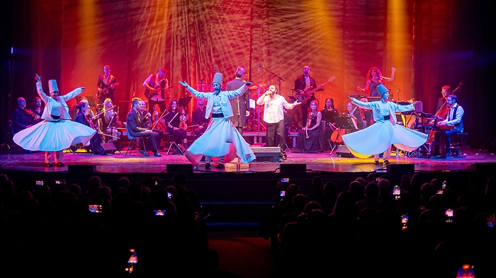 "Voglio vederti danzare" al Teatro Bellini di Catania: &laquo;Ma non &egrave; un copia e incolla di Battiato&raquo;