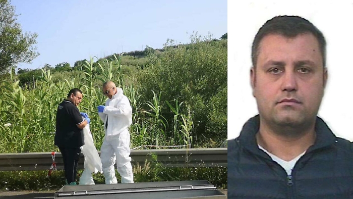 Il 41enne trovato morto vicino all'autostrada a Pace del Mela: indagato il padre per omicidio